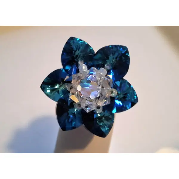 Bague fleur bleue nuit en perles de cristal swarovski