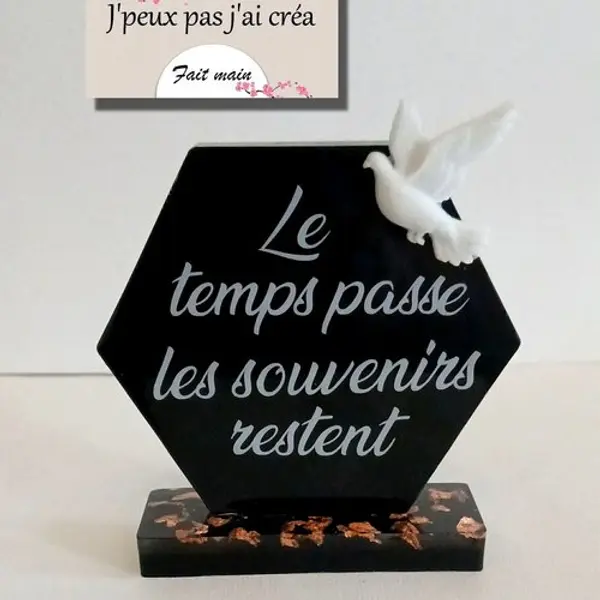 Petite plaque souvenir en résine époxy "le temps passe les souvenirs restent"