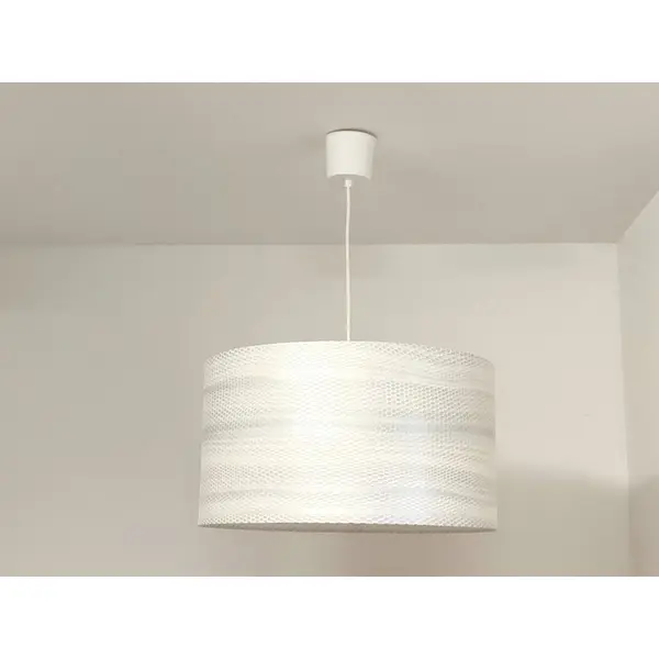 Abat-jour blanc nacré irisé – décoration géométrique chic, luminaire salon chambre, ambiance contemporaine et élégante