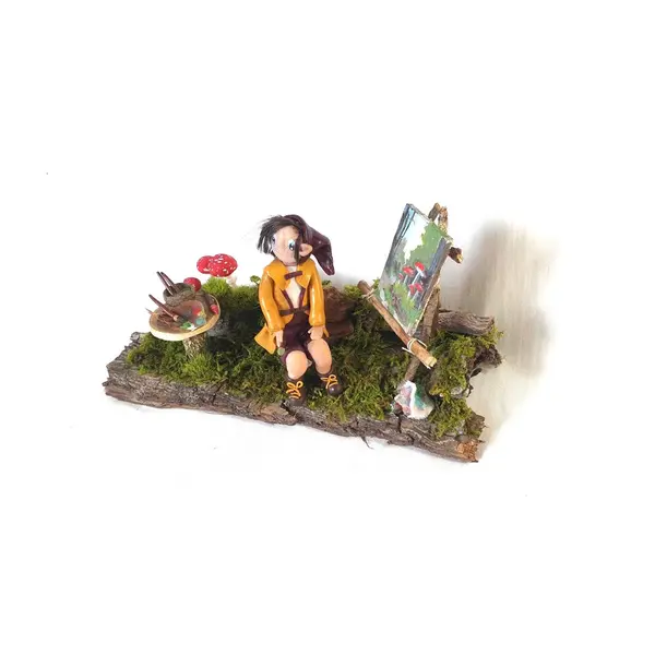 Lutin fimo fait main, figurine féerique artisanale, scène forêt magique, décoration elfique unique