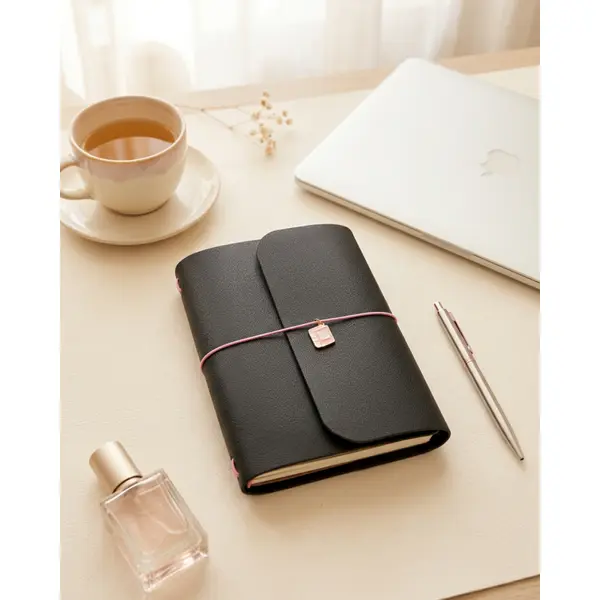 Organisateur noir – 2 carnets a6 & pochettes en papier faites main