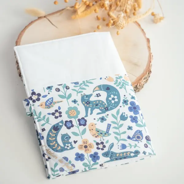 Protège carnet de santé personnalisé wood