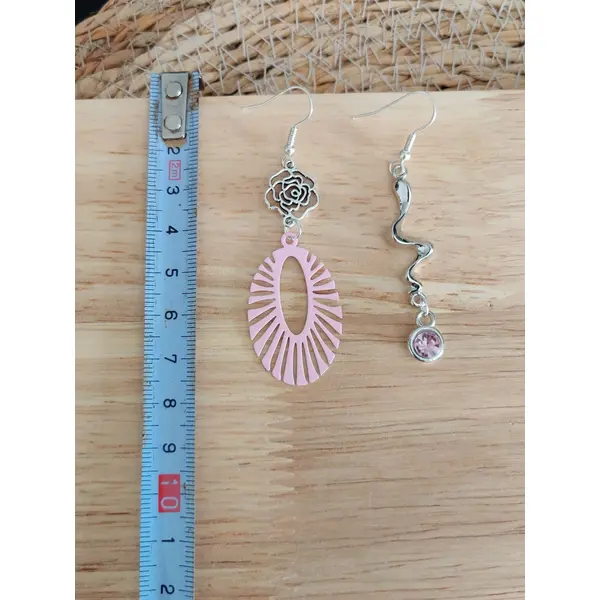 Boucles d'oreilles dépareillées, boucle asymétriques, bijoux argenté