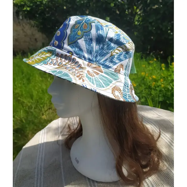 Chapeau bob voynich bleu