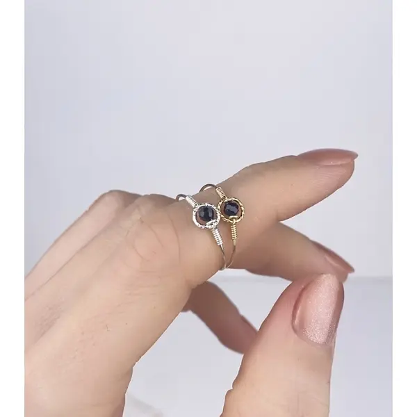 Bague fine en or laminé et tourmaline noire - bague anneau en argent ou en or - bijoux fins
