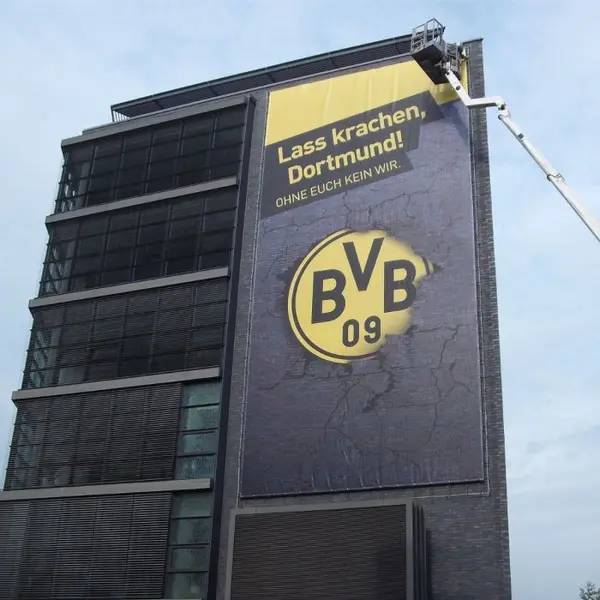 Banderole publicitaire extérieure