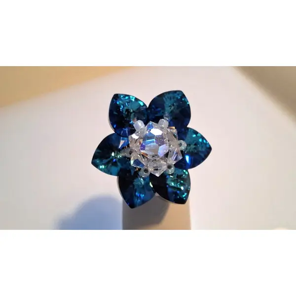 Bague fleur bleue nuit en perles de cristal swarovski
