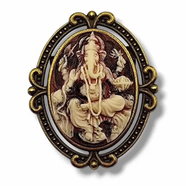 Camée ganesh pièce unique artisanal - broche bohème chic - cadeau femme passionnée inde et yoga.