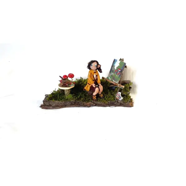 Lutin fimo fait main, figurine féerique artisanale, scène forêt magique, décoration elfique unique