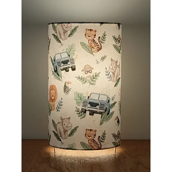 Lampe enfant safari luminaire jungle pour chambre bébé, lion et explorateur, déco savane et aventurier, cadeau naissance