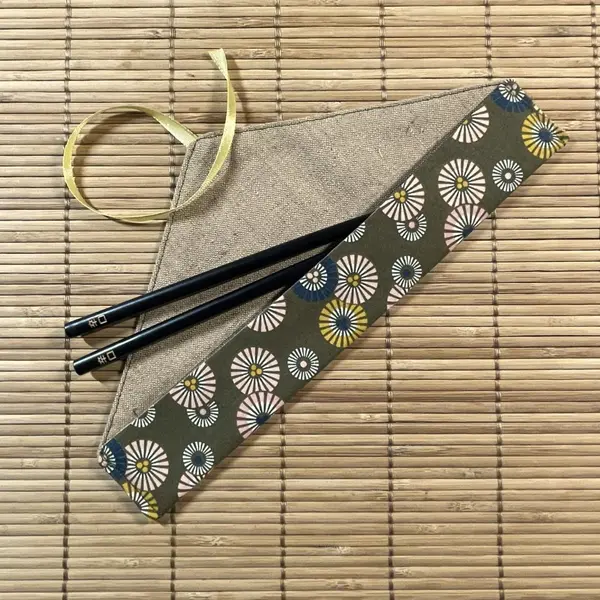 Etui à baguettes soleil levant kaki