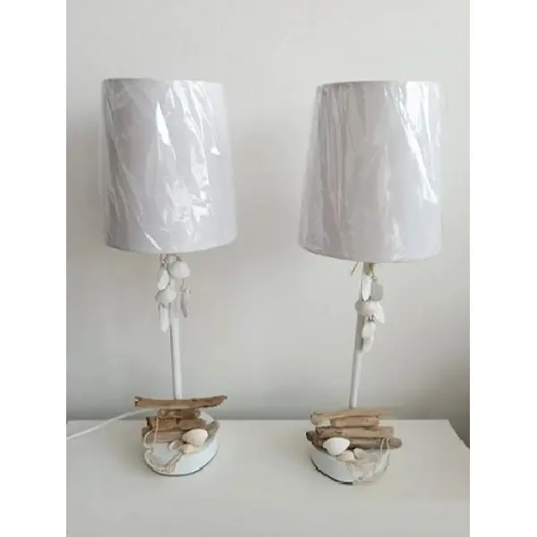 Ensemble de deux lampes avec coquillages/bois flotté - hauteur 46 cm