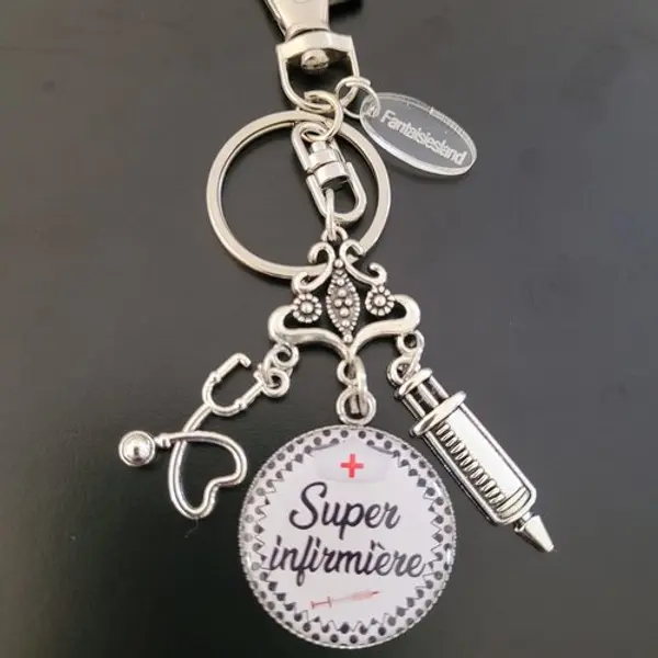 Super infirmière - bijou accroche clés argenté