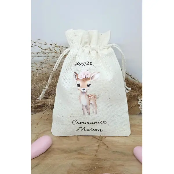 Pochon à dragées en coton écru personnalisé sur le thème biche, faon, cerf , animaux du bois, foret. sac ballotin à dragées biche