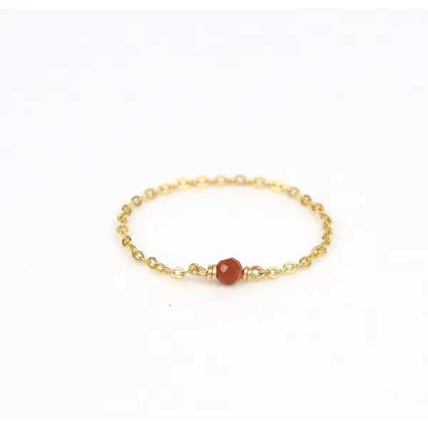 Bague fine en chaîne d'or laminé et jaspe rouge - bague chaînette en or ou en argent 925 - bague minimaliste
