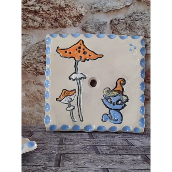 Porte-savon en céramique – chat sorcière & champignons magiques.
