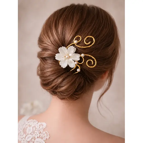 Parure mariage arabesque fleur métal doré & perles – bijoux mariée romantique et élégante