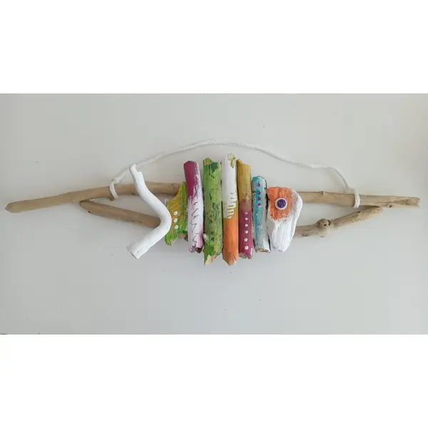 Suspension poisson en bois flotté peint 46x17 cm