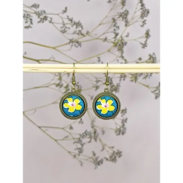 Boucles d'oreilles "corolle" en tissu 40mm
