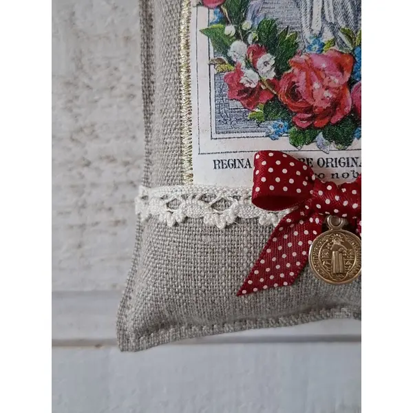 Coussin de porte ex voto vierge (n°1)