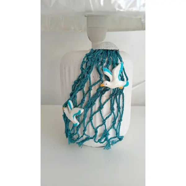 Lampe de chevet marine de charme blanche/crème avec filet de pêche/mouettes
