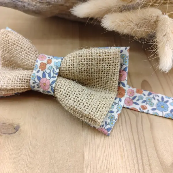 Noeud papillon en toile de jute et coton fleuri bleu, terracotta et rose - pochette costume, boutons de manchette - mariage champêtre