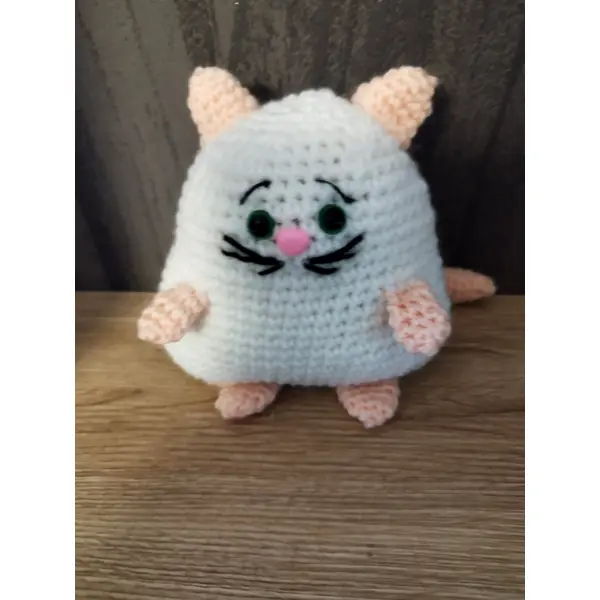 Peluche chat ronde en crochet - pièce artisanale unique