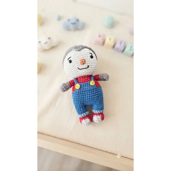 Peluche t'choupi fait main – décoration et compagnon