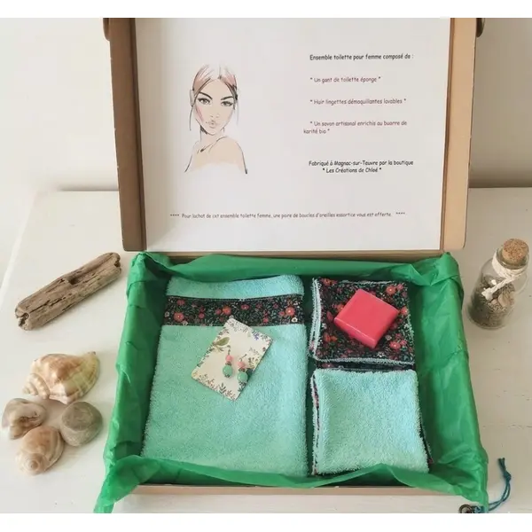 Box gant de toilette et 8 lingettes couleur vert