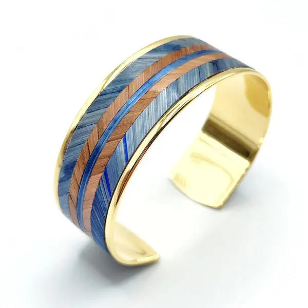 Bracelet artisanal en marqueterie de paille – bijou unique en laiton doré a l'or fin – fait main – cadeau original élégant