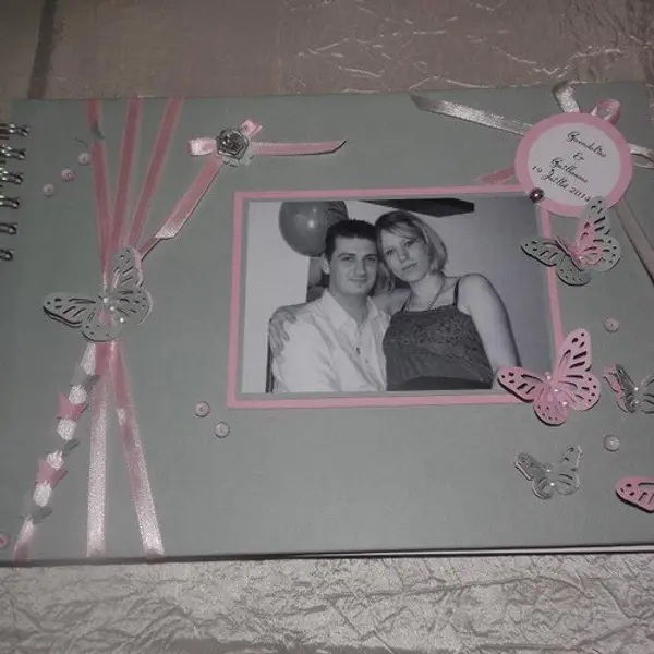 Livre d'or mariage thème papillon avec photo et personnalisation