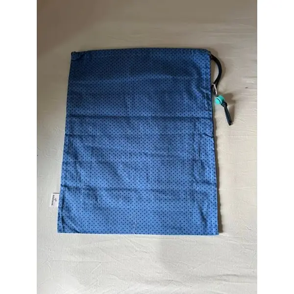 Pochon en coton brodé "mes petites affaires"