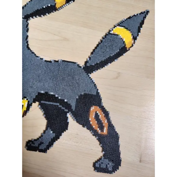 Grande création en perles à repasser – personnage manga – décoration murale – fait main