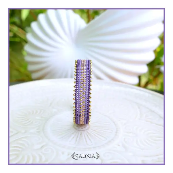 Bracelet tissé à l'aiguille perles de verre japonaises violet et dorées fermoir acier inoxydable doré or fin 18 carats (#bc531)