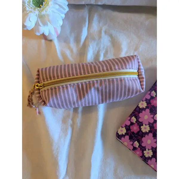 Trousse à crayons rose rayée- trousse de bureau en coton- rangement scolaire femme- pochette stylos fait main- cadeau femme.