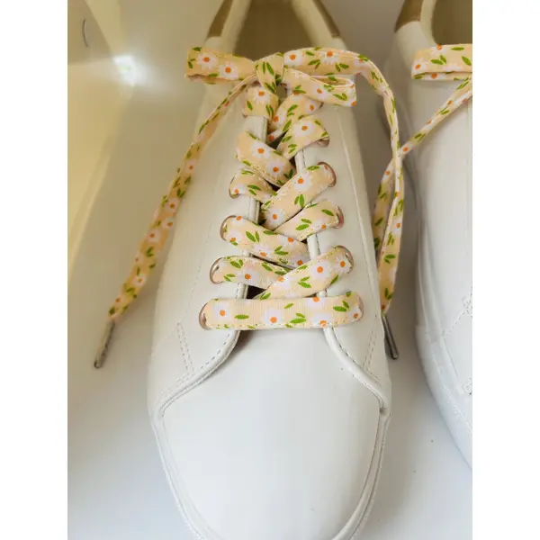 Lacets fleuri