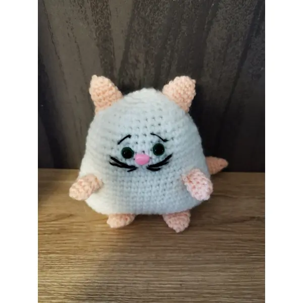Peluche chat ronde en crochet - pièce artisanale unique