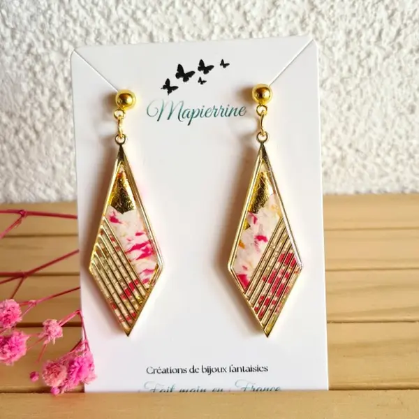 Boucles d’oreilles artisanales en pâte polymère élégance marbrée dorée