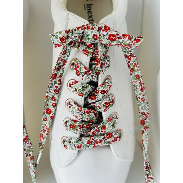 Lacets fleuri