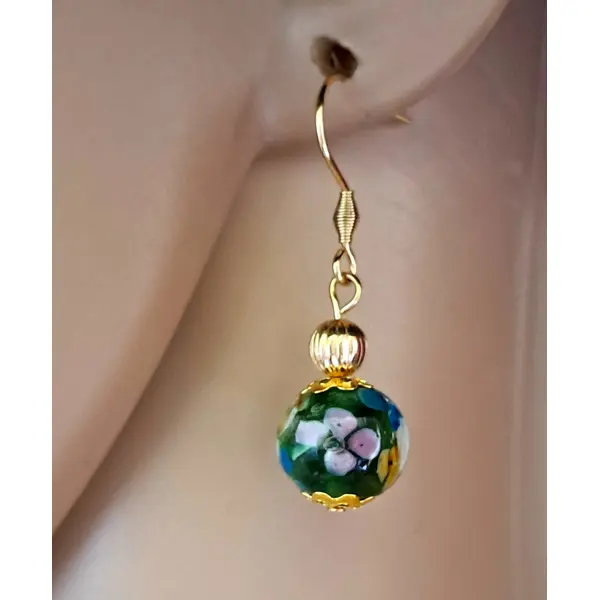 Boucle d'oreille perles en verre verte, a fleurs, crochet en métal acier inoxydable doré