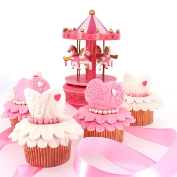 Carrousel musical rose