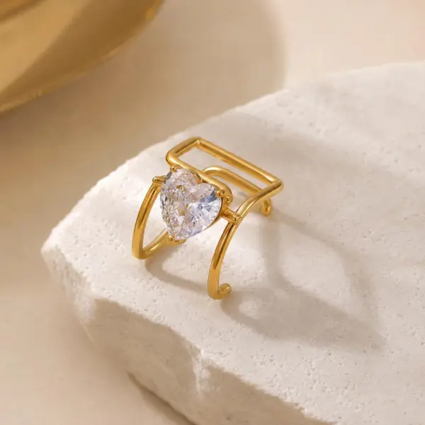 Ear cuff doré en acier inoxydable double ligne avec strass, boucle d'oreillle manchette| bijou oreille femme, faux piercing