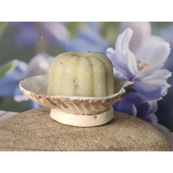 Ensemble savon lavande et porte-savon mini coquille st jacques en céramique.