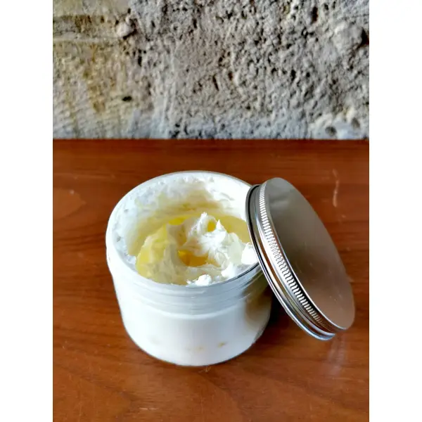 Chantilly de karité au frangipanier