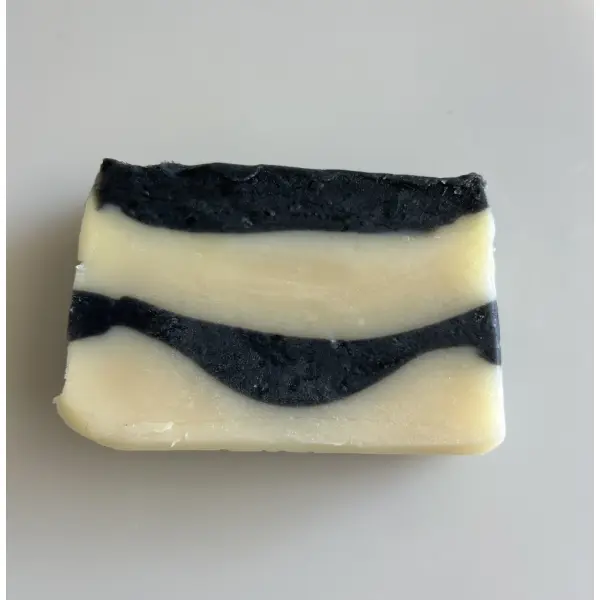 Savon day & night faits a mains