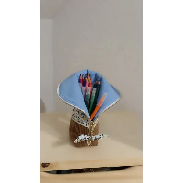 Trousse pot à crayon, trousse pour maîtresse ,trousse d'école ou maquillage