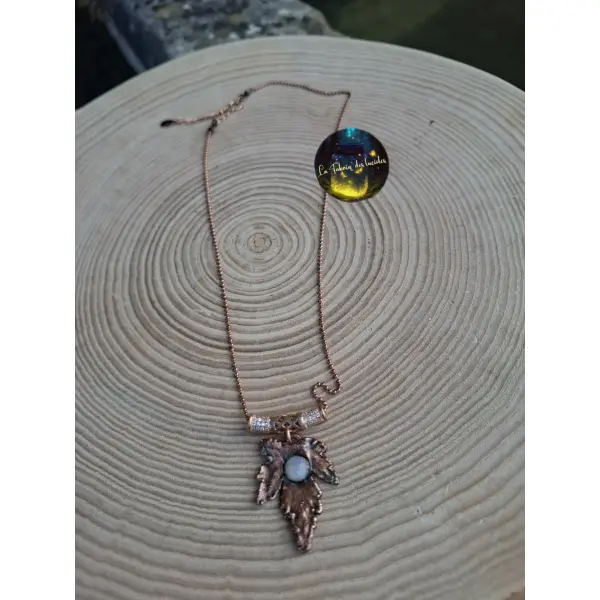 Collier féerique — feuille & lumière