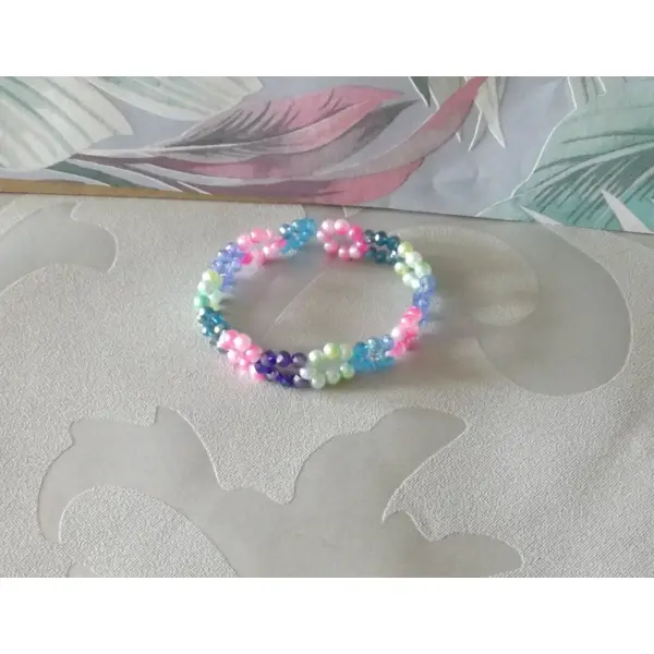 Bracelet en perles à facettes et rondes