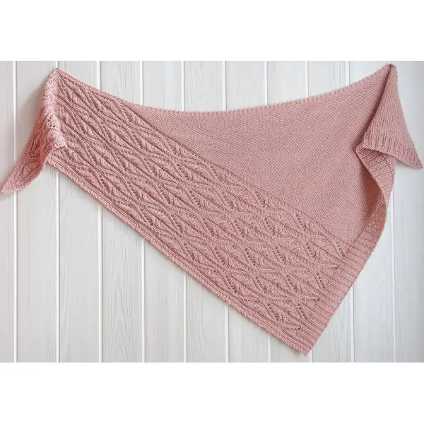 Châle rose en laine