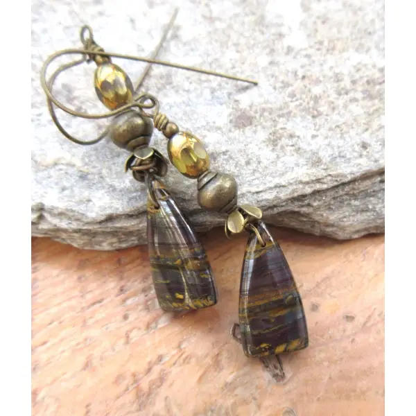 Des boucles d'oreille boho chics avec cabochons oeil de tigre .. : "frissons de septembre"